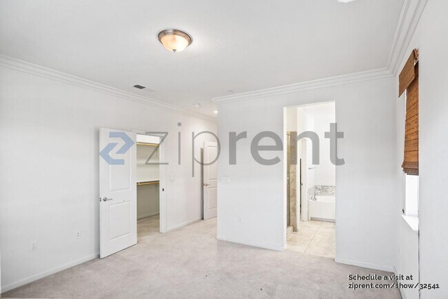 Building Photo - 715 Mystic Topaz Loop