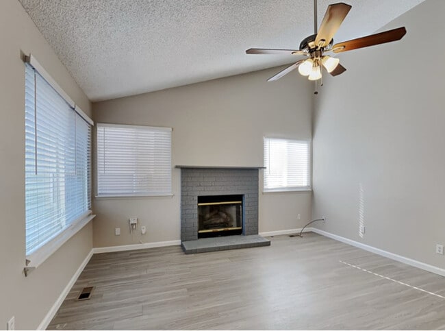 Building Photo - 4107 S Lewiston Cir