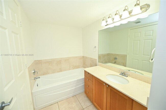 Building Photo - 55 Merrick Way