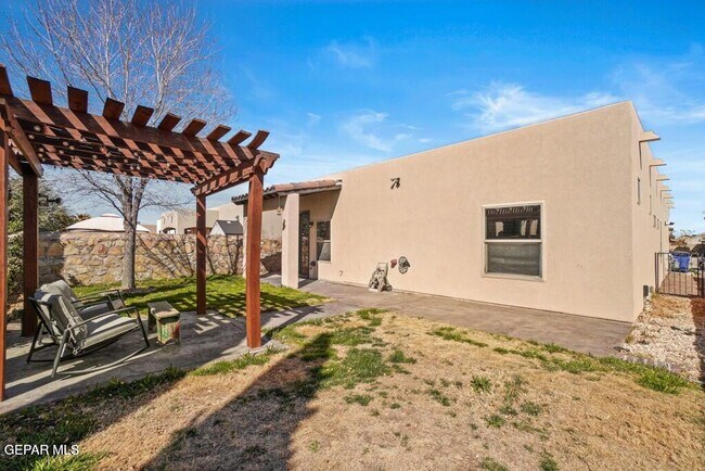 Building Photo - 14648 Boer Trl Ave