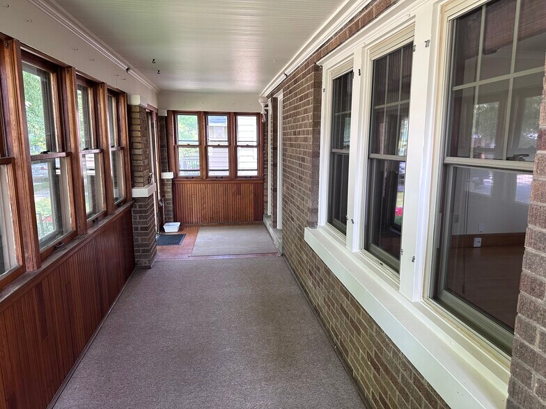 Sun Room - 3466 S Delaware Ave