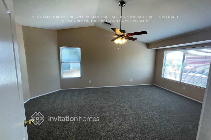 Building Photo - 12437 W Windsor Blvd