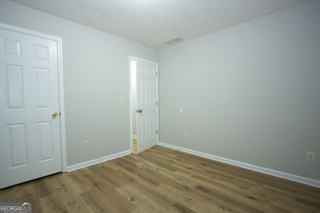 Building Photo - 4442 Gaelic Way SW