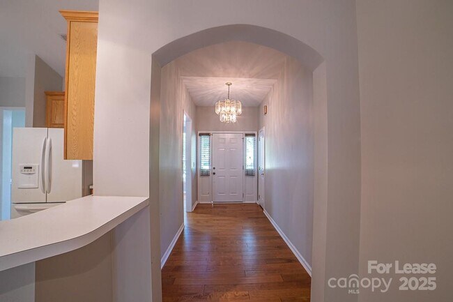 Building Photo - 3503 Brooktree Ln