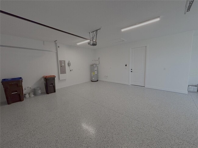 Building Photo - 6360 SW 82nd Pl