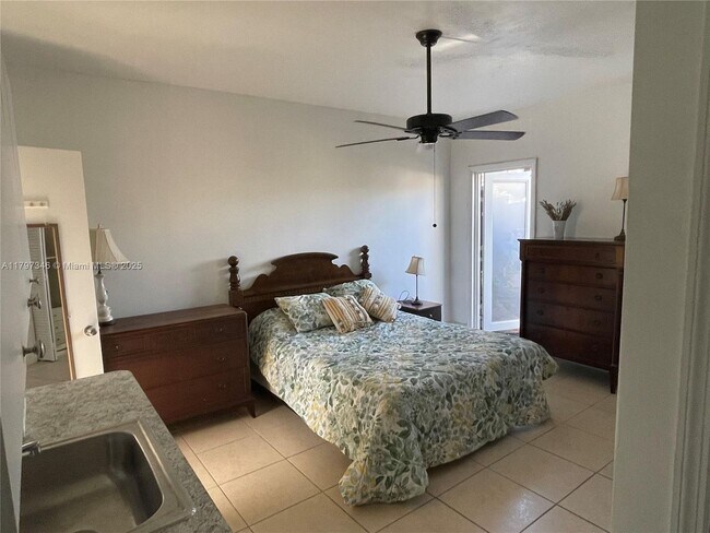 Building Photo - Coral Park Estates-0