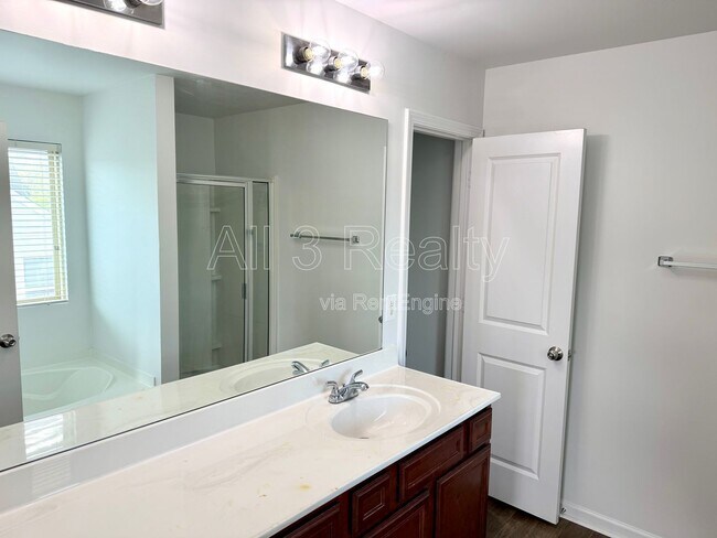Building Photo - 6107 Heisler St