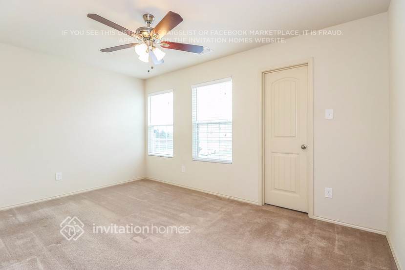 Building Photo - 2300 Bray Village Dr