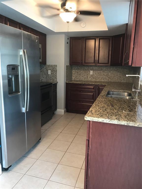 Building Photo - 2431 Doud St