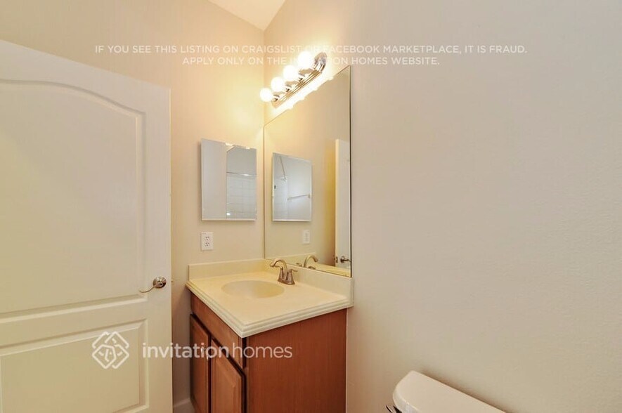 Building Photo - 11432 Flora Springs Dr