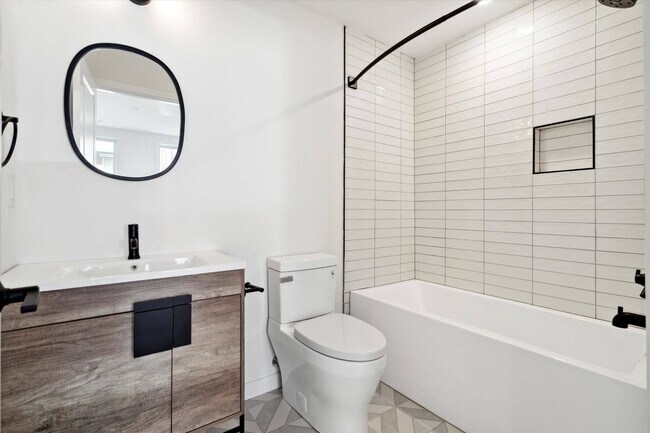 Building Photo - 1338 N 15th St