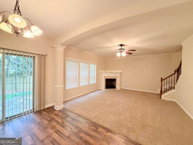 Building Photo - 260 Ascott Ln