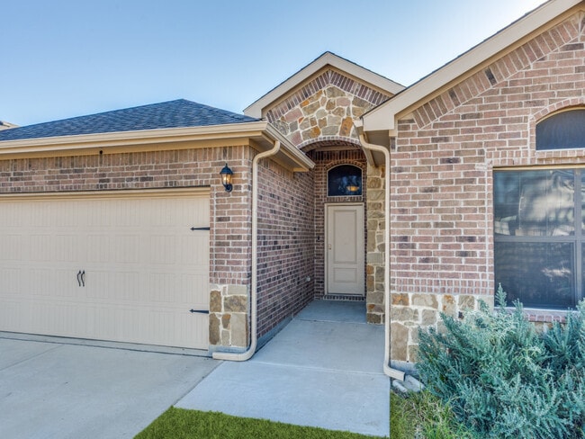 Building Photo - 181 Driftoak Dr