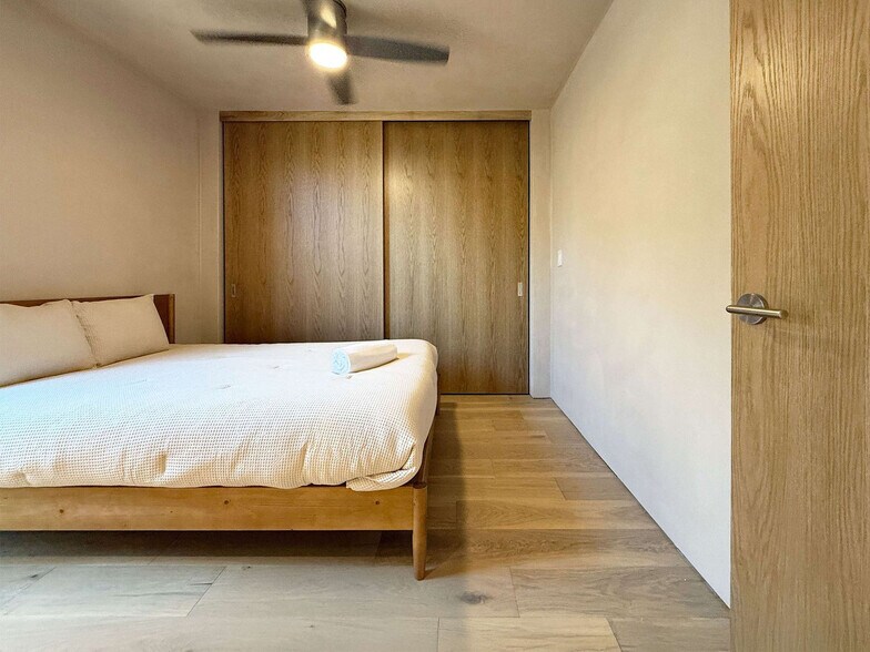 Building Photo - 2708 Friar Tuck Ln