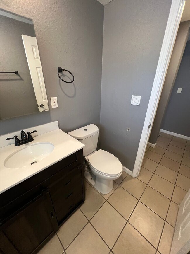 Building Photo - 15643 Sueno Ln