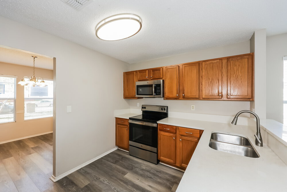 Building Photo - 8757 Garden Springs Dr