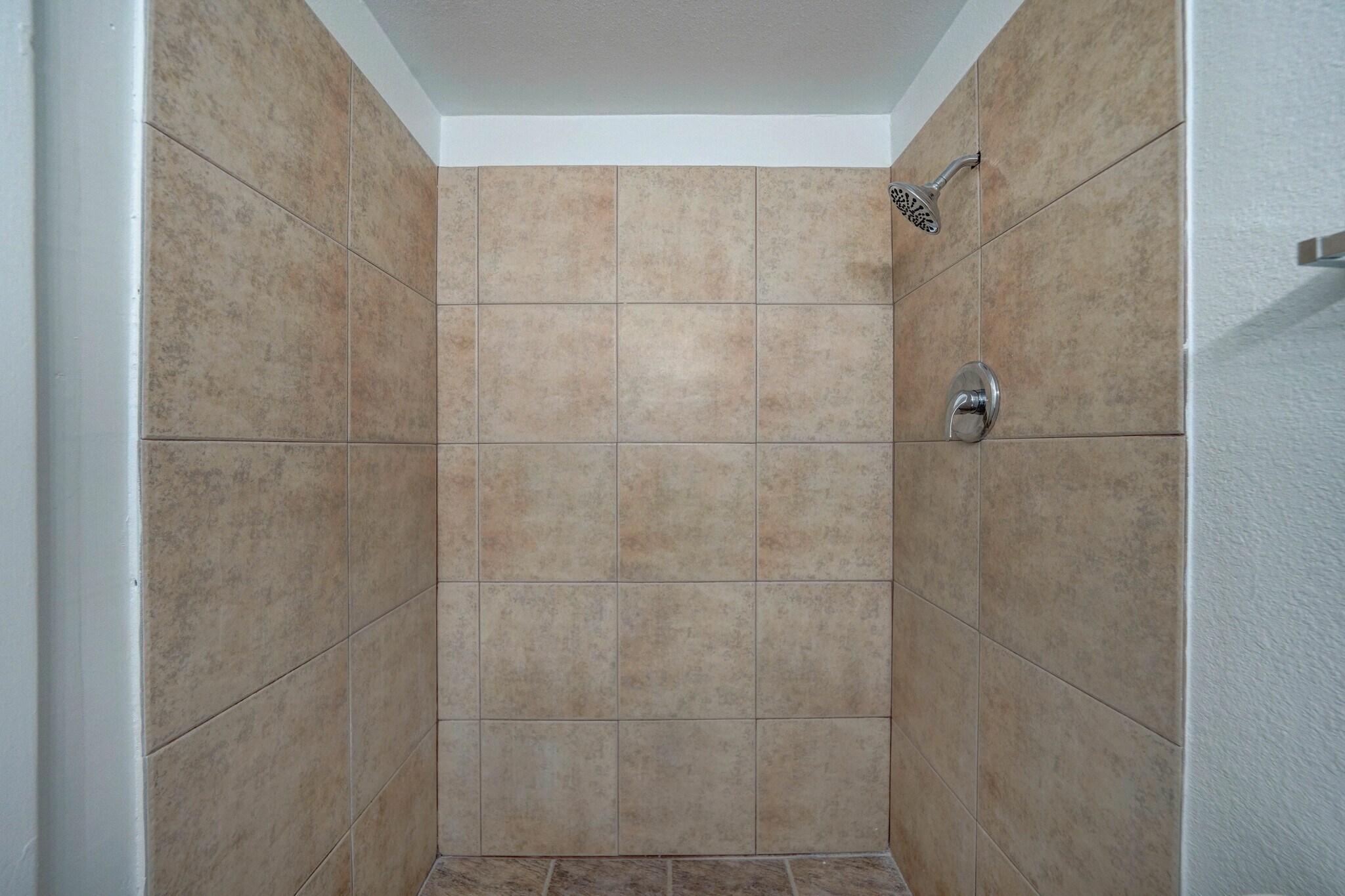 Building Photo - 5301 W Campbell Ave