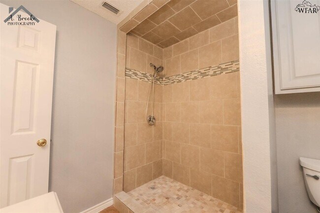 Building Photo - 5412 Blazing Star Ln