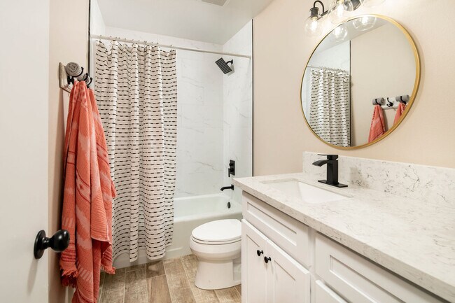 Building Photo - 905 W Berridge Ln