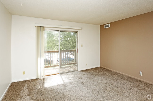 Interior Photo - Country Estates at Morningside