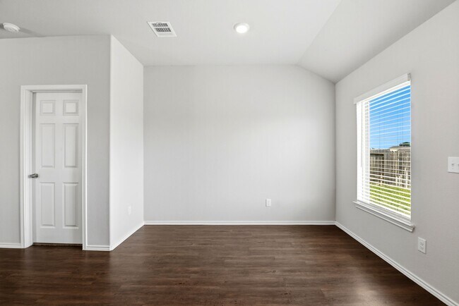Building Photo - 363 Cumberland Forest Dr