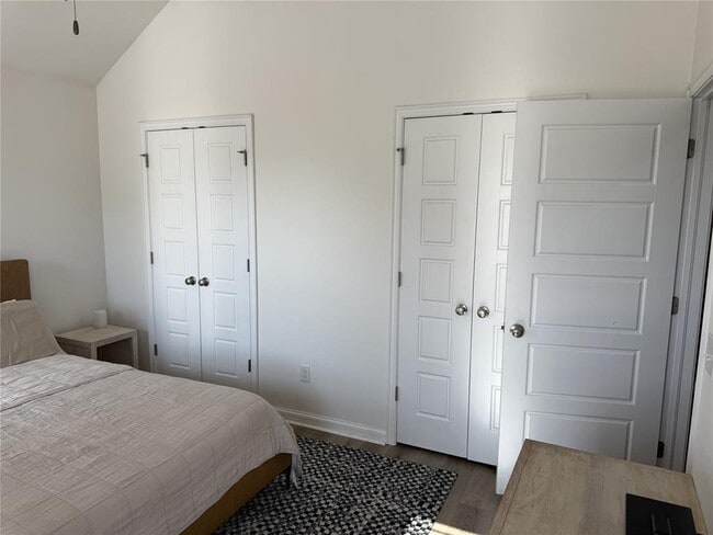 Building Photo - 928 SW 139th St