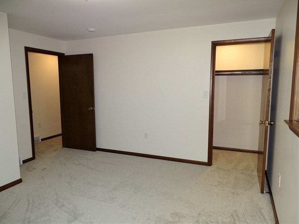 Building Photo - 2228 Junction Rd