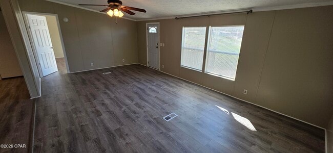 Building Photo - 2726 Canal Ave