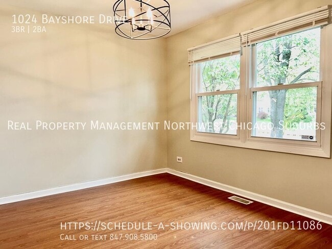 Building Photo - 1024 Bayshore Dr
