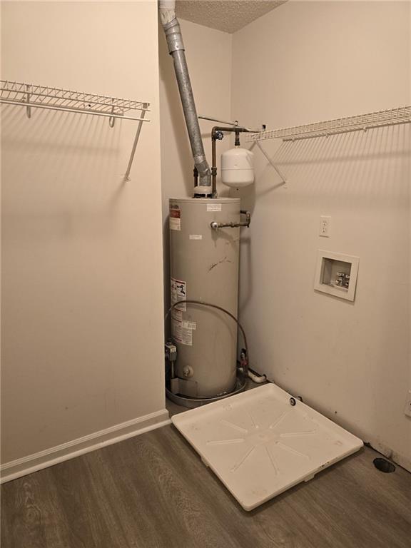 Building Photo - 6025 Park Wood Ct