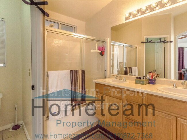 Building Photo - 1246 Balboa Cir