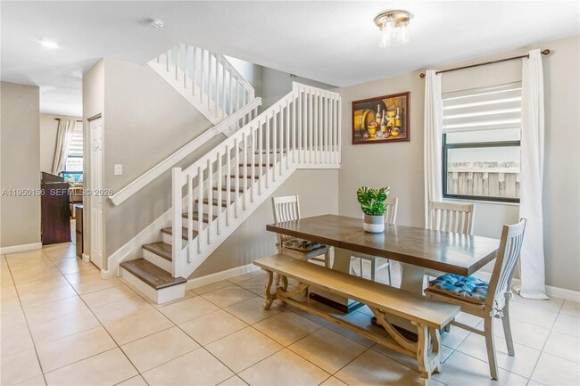 Building Photo - 724 SE 37th Ave