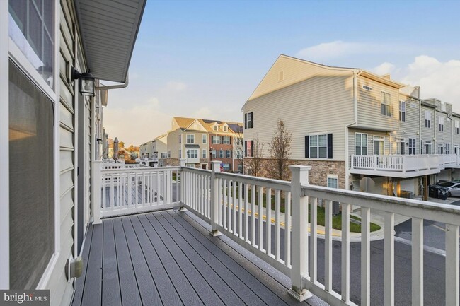 Building Photo - 7206 Wood Mdw Wy