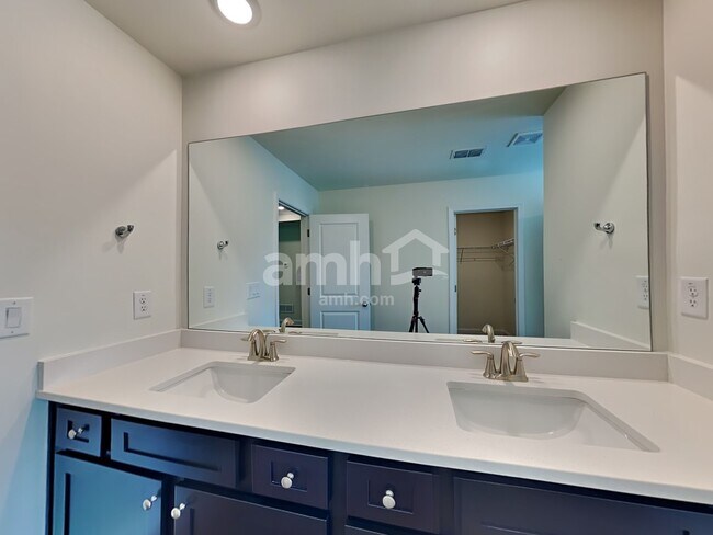 Building Photo - 1234 Soapstone Rd