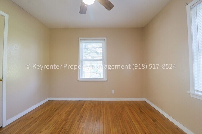 Building Photo - 2 Bed 1 Bath Tulsa - Move-in Ready!