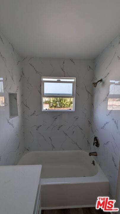 Building Photo - 6820 S Van Ness Ave