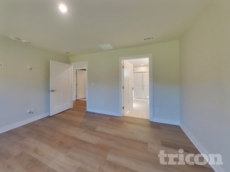 Building Photo - 2833 Thornton Grove Blvd