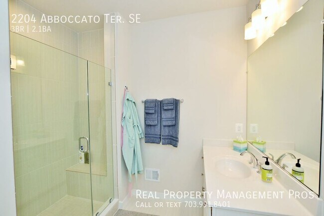 Building Photo - 2204 Abboccato Terrace SE