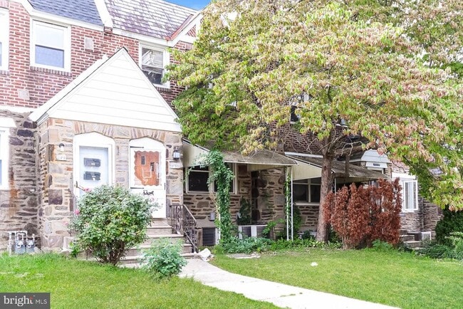 Building Photo - 846 Windermere Ave