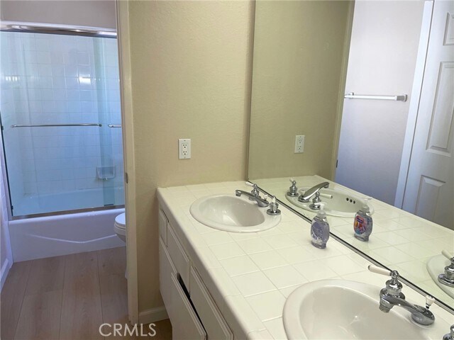 Building Photo - 31365 Isle Vista