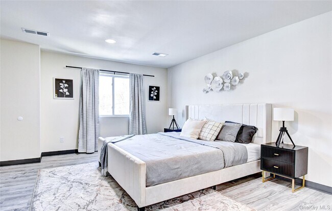 Building Photo - 39 Levy Pl