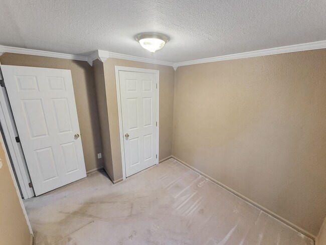 Building Photo - Out of this world home on Juniper Street in Milton