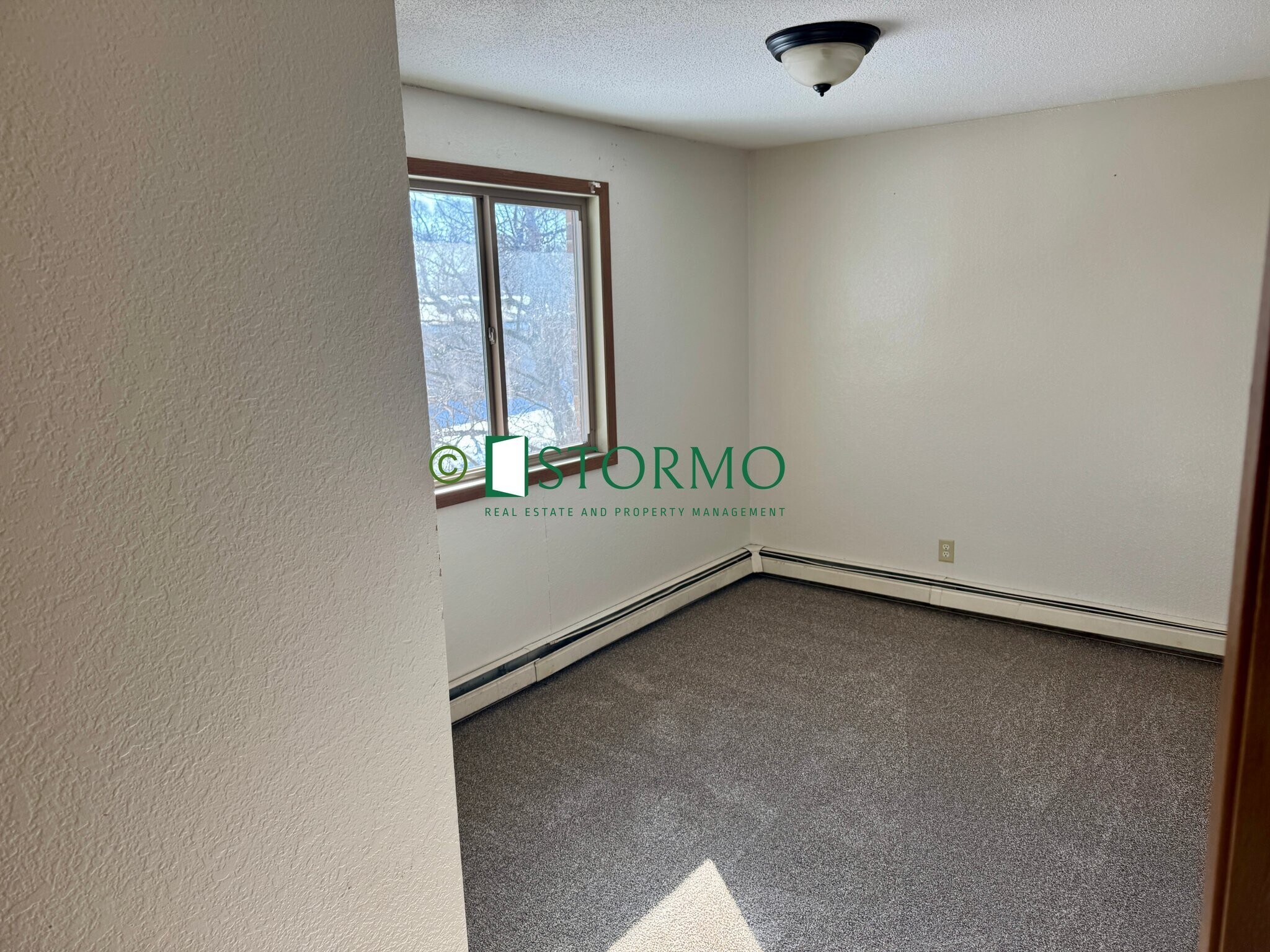 Building Photo - 1311 6th Ave S