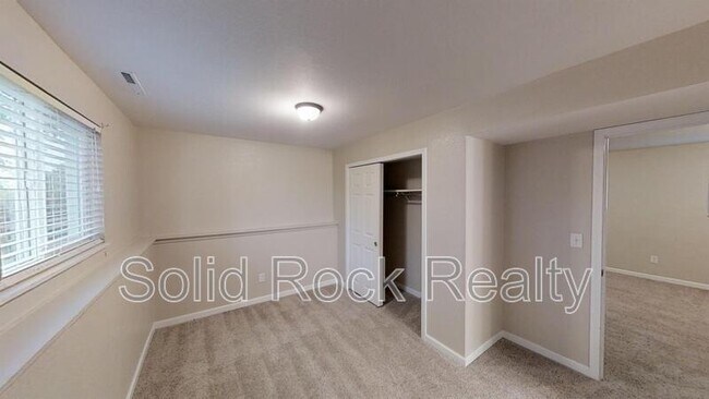 Building Photo - 5413 Mira Loma Cir