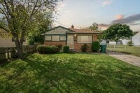 Building Photo - 3 Bedroom Ranch - $1,350