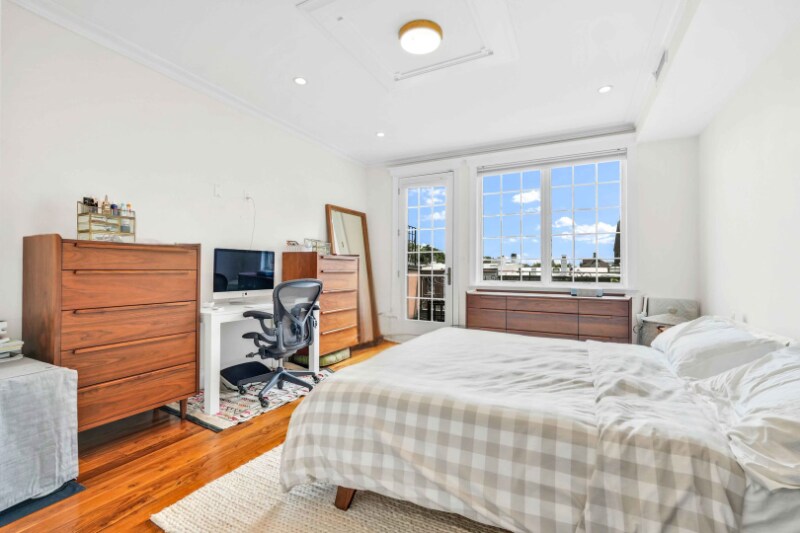 Building Photo - 49 Irving Pl