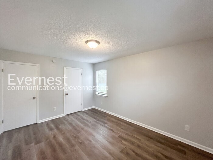 Building Photo - 3352 Brownbark Dr