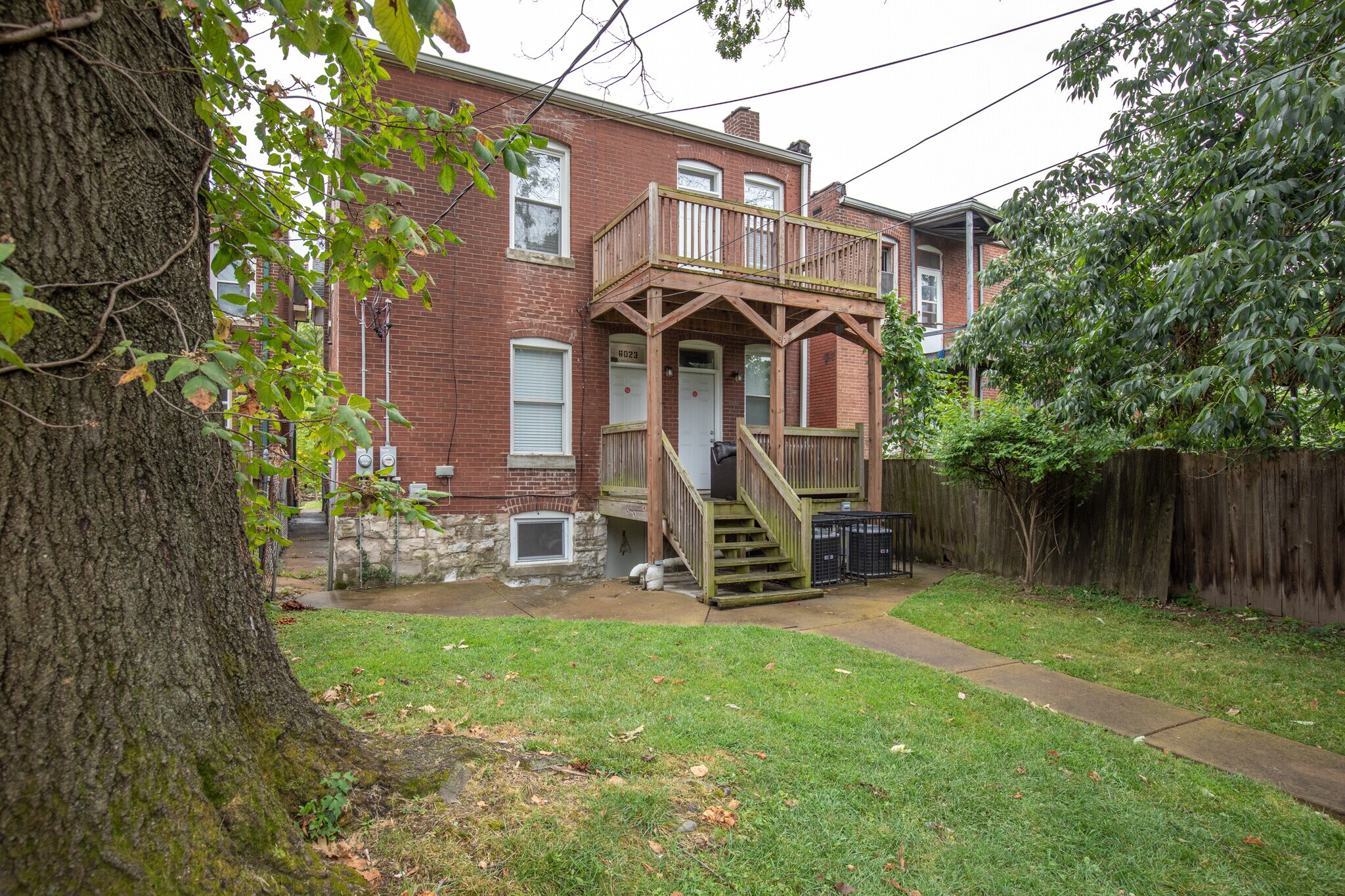 Building Photo - 6023 Kingsbury Ave