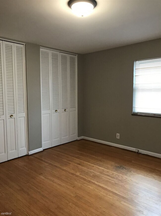 Building Photo - 3807 Leland Rd