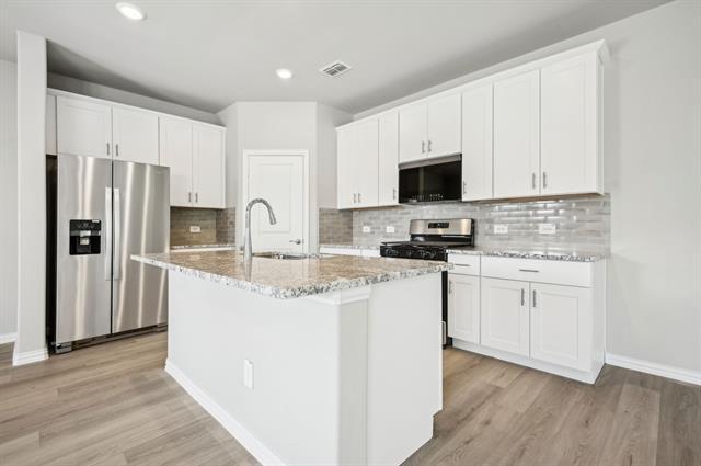 Building Photo - 811 Rosemary Hl Dr